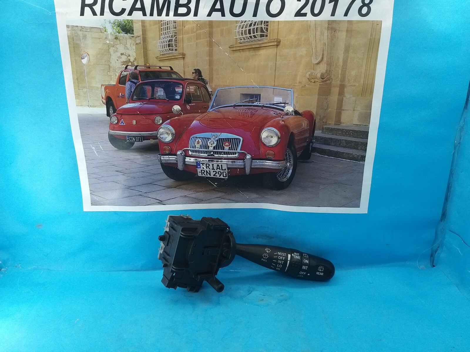 Foto 1 di 3