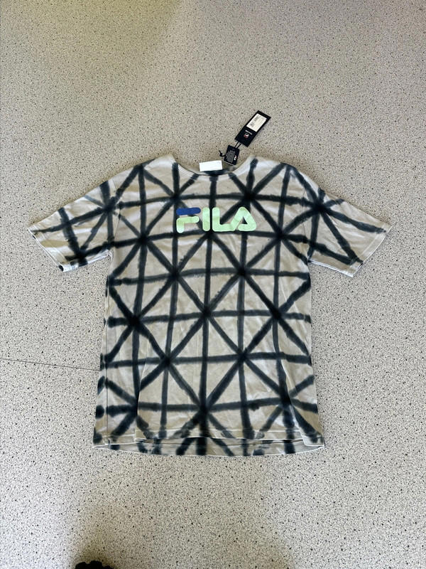 T shirt Fila oversize tie dye vintage lavata taglia small