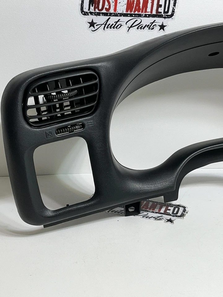 98-05 S10 Chevy Blazer Jimmy Sonoma Bravada Dash Radio Cluster Trim Bezel OEM - Image 2 of 4