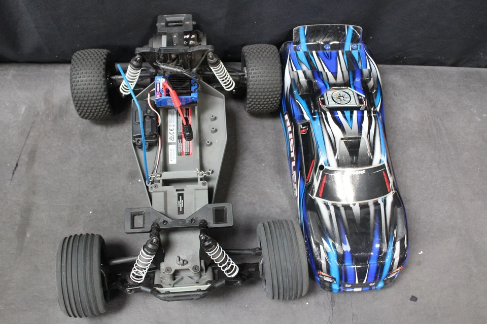 TRAXXAS 37354-4 RUSTLER BL-2S BRUSHLESS ST 356 - Image 2 of 3