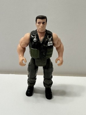 Diamond Toys Commando Arnold Schwarzenegger 3.75  Action Figure 1985 RARE