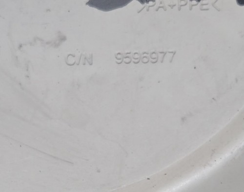 OEM Set of 4 2010-2012 GMC Acadia 19" Alloy Wheel Center Caps Hubcaps GM 9596977 - Picture 9 of 10