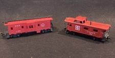Lot Of 2 HO Cabooses Santa Fe7240 and B&O C-3000. Vintage 1970s