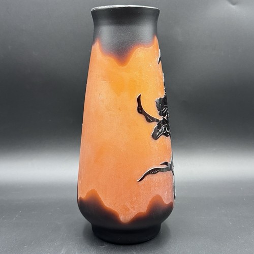 Galle Style Etched Cameo Glass Flower Vase 10.5 Black Brown Candle Hurricane Vtg - Picture 4 of 9