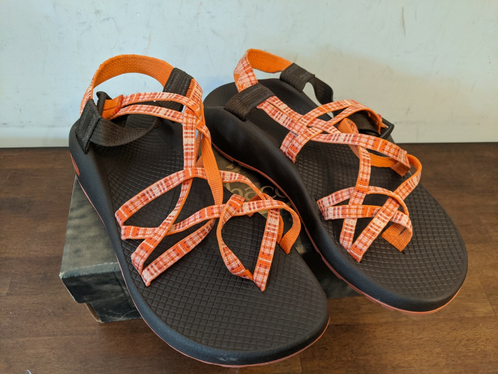 fusion rose chacos