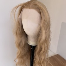 Heat Safe Hair 13x4 Lace Frontal Wigs For Women Long Wavy Blonde Human Hair Wigs