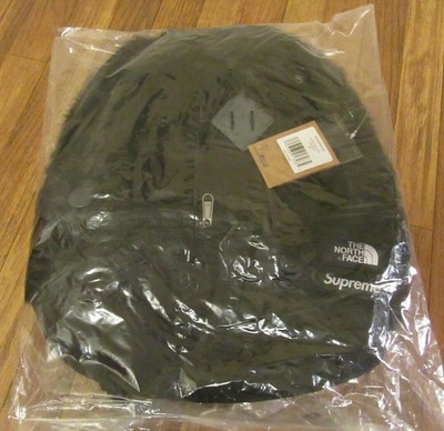 Supreme The North Face Faux Fur Backpack Black FW20 TNF Supreme New York 2020 DS