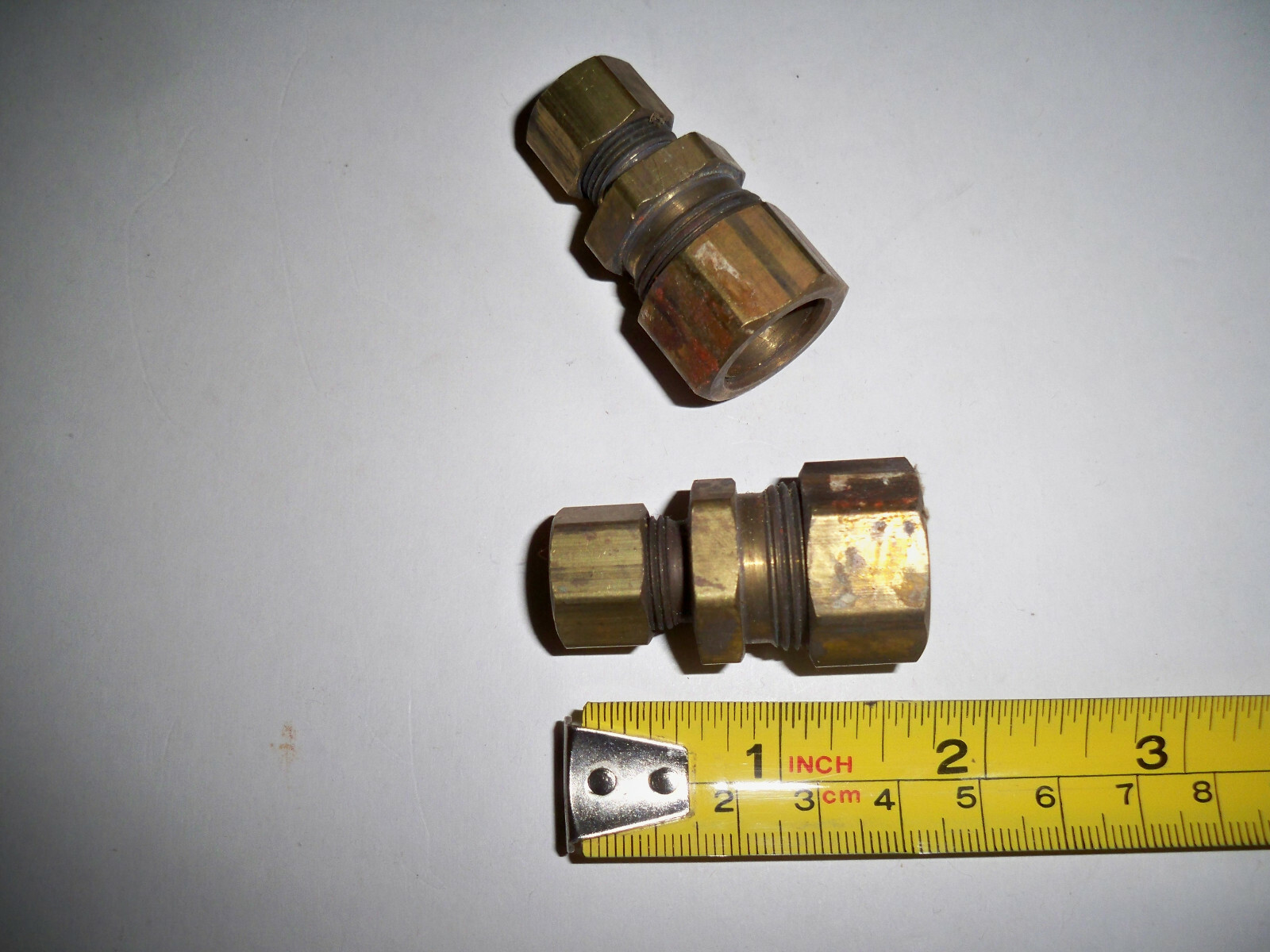 2p  5/8" OD x 3/8" OD Tube (Lead-Free) Brass Compression Reducing Union Fitting