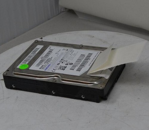 Samsung HD322GJ SATA 3.5" Hard Drive 320GB - Picture 2 of 6