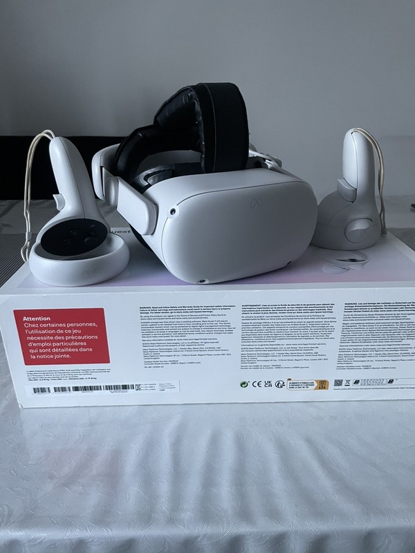 Meta Oculus Quest 2 128GB All-In-One VR Headset EXCELLENT CONDITION