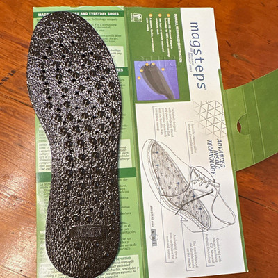 Nikken Magsteps Magnetic Insoles Pain Relief Inserts MPN 2021 Medium Black