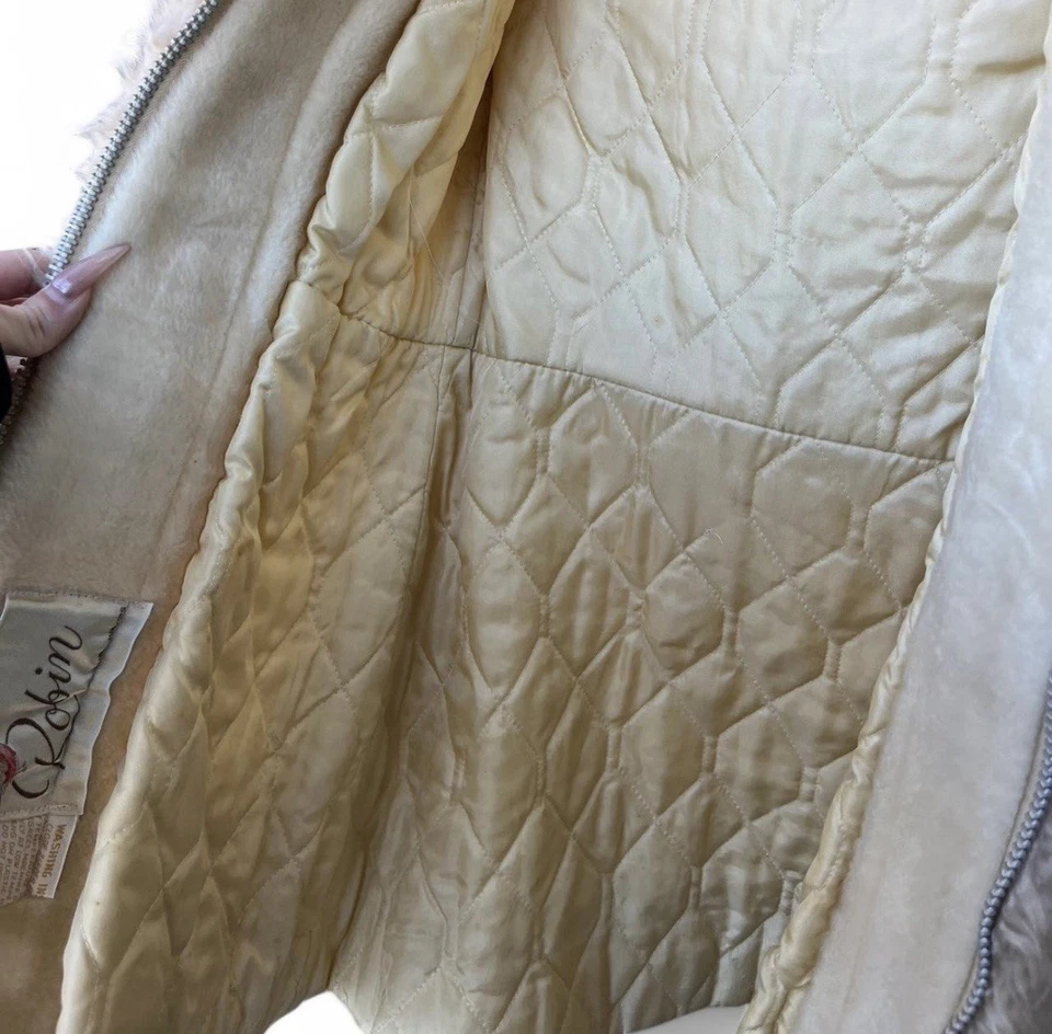 Abrigo de piel sintética estilo penny lane bordado Foto 3 de 4