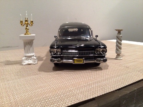 1959 precision miniatures cadillac Landau Hearse 1/18 Scale - Picture 4 of 16