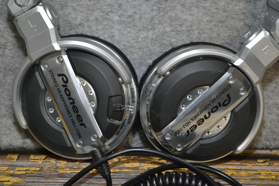 Pioneer HDJ-1000 Stereo DJ Headphones Silver Black Over Ear Pro Audio - TESTED! - Image 2 of 4