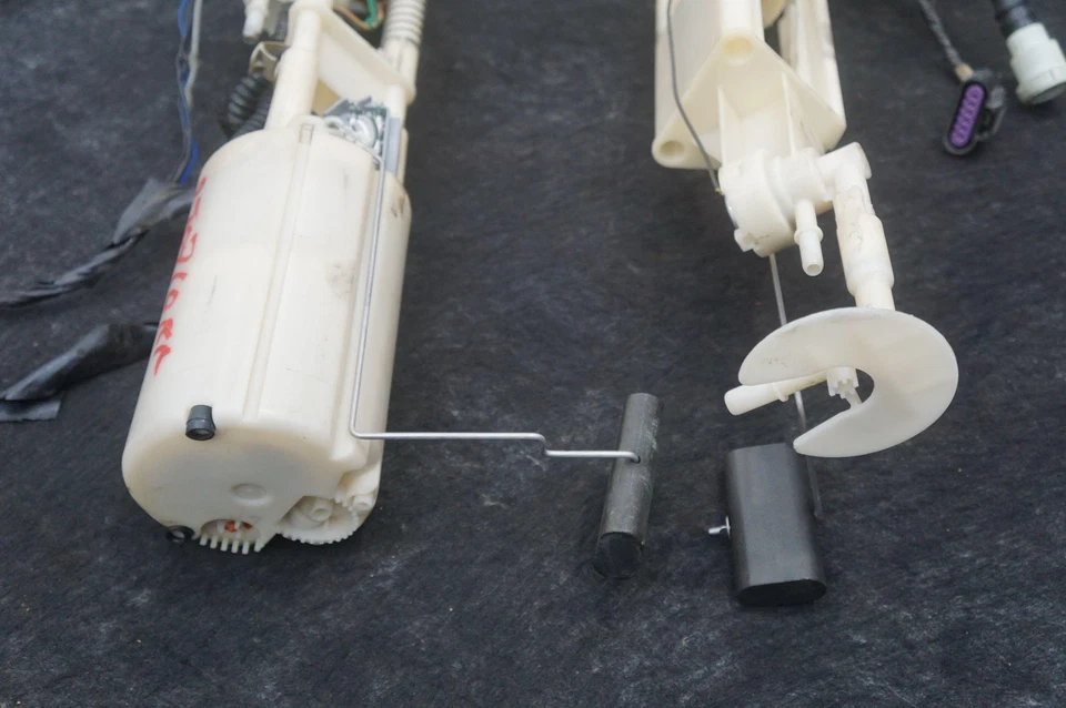 套装 2 左右燃油泵发送单元 19149687 雪佛兰 Corvette C6 Z06 07-13 — 第 2/4 张图片