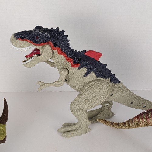 Dinosaur Toy Collection Jurassic World Sinoceratops & T Rex Working Plus Raptor - Picture 12 of 14