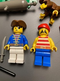 Vintage Lego 6260 Shipwreck Island, Pirates 100% build complete no box or instru