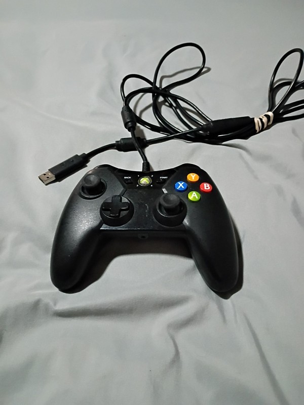 Xbox 360 Power A Microsoft 1414135-02 Wired Controller Black Round Connector 