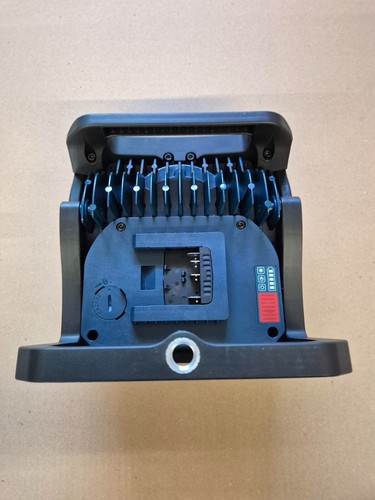 Bosch Professional Akku Bauleuchte LED Strahler GLI 18V-4000 C 0601446800 - NEU - Bild 12 von 16
