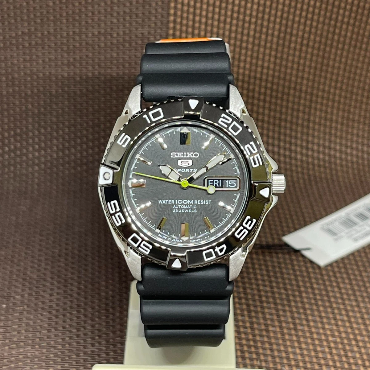 Seiko automatic shop 23 jewels black
