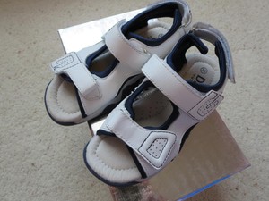 junior sandals