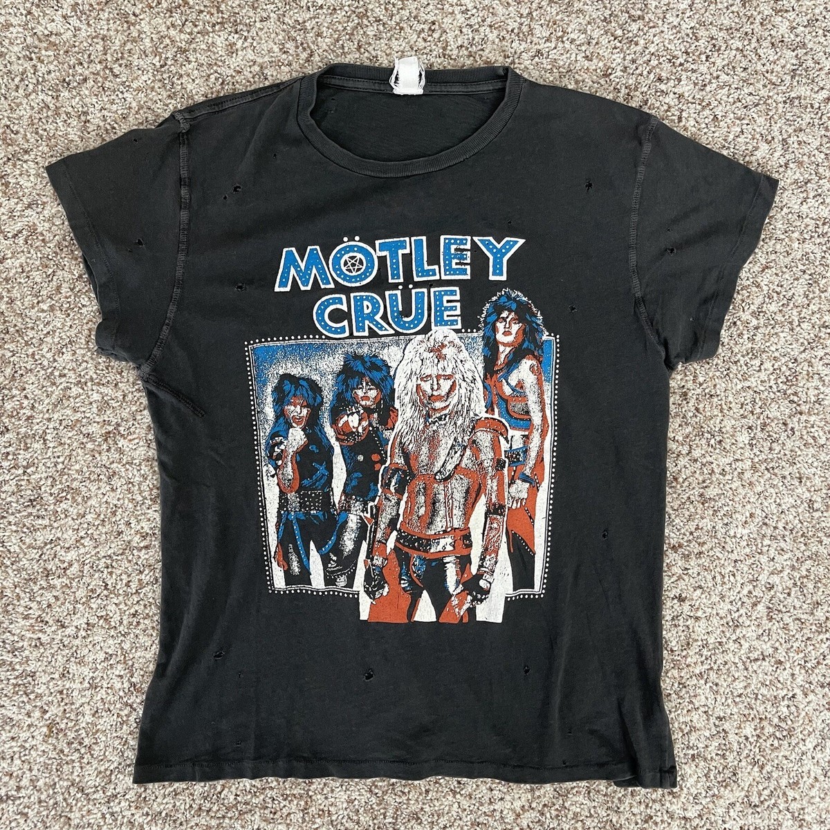 Distressed Madeworn Motley Crue Vintage Insp Concert T-Shirt 