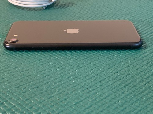 Apple iPhone SE 3rd Generation 64GB - Midnight (Unlocked) A2595 (CDMA + GSM) - Afbeelding 4 van 10