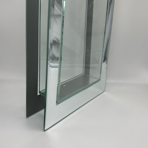 Glass Vase - Picture 11 of 23