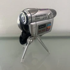 Sony HC-700 12.0 Mega Pixels by Interpolated Digital Video Camera UNTESTED AS IS