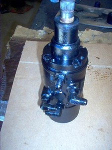 massey-ferguson-245-tractor-power-steering-motor