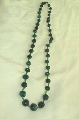 vintage Graduated Green Malachite gemstone Beaded 30" necklace Boho Simple - Picture 4 of 10