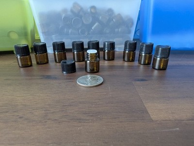 100 Amber 1ML Mini Glass Bottles Essential Oil Vials Empty Cosmetic Samples