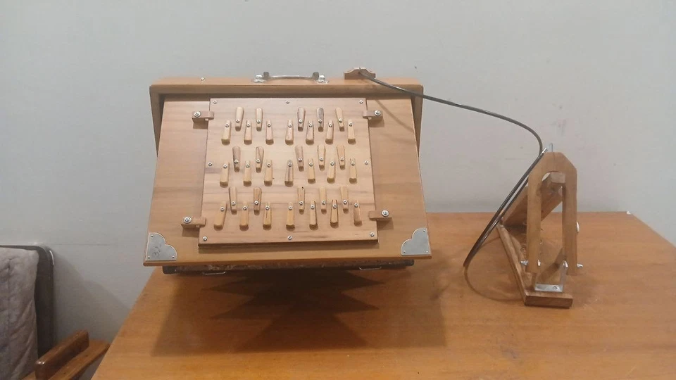 Caja Shruti de madera de 16′′ 36 teclas de 3 octavas - 440 Hz, funciona con pedal, premium Foto 2 de 4