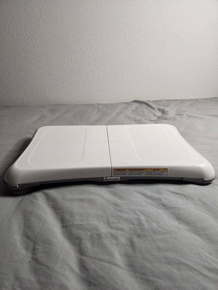 Nintendo Wii Fit Fitness Balance Board White RVL-021 Sports Games Active Tested - Image 2 of 4