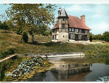 14 - Chiffretot - Manoir Normand à pans de bois ( colombages ) - Carte Neuve - C