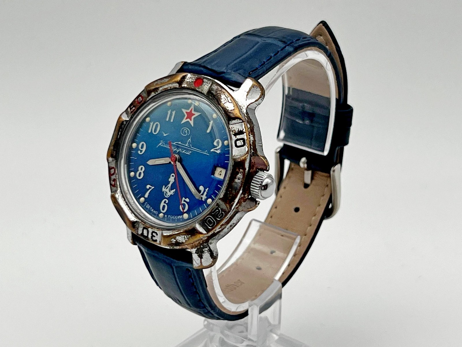 WOSTOK 2414 Komandirskie Vintage Wristwatch Vostok Post-USSR Serviced Watch