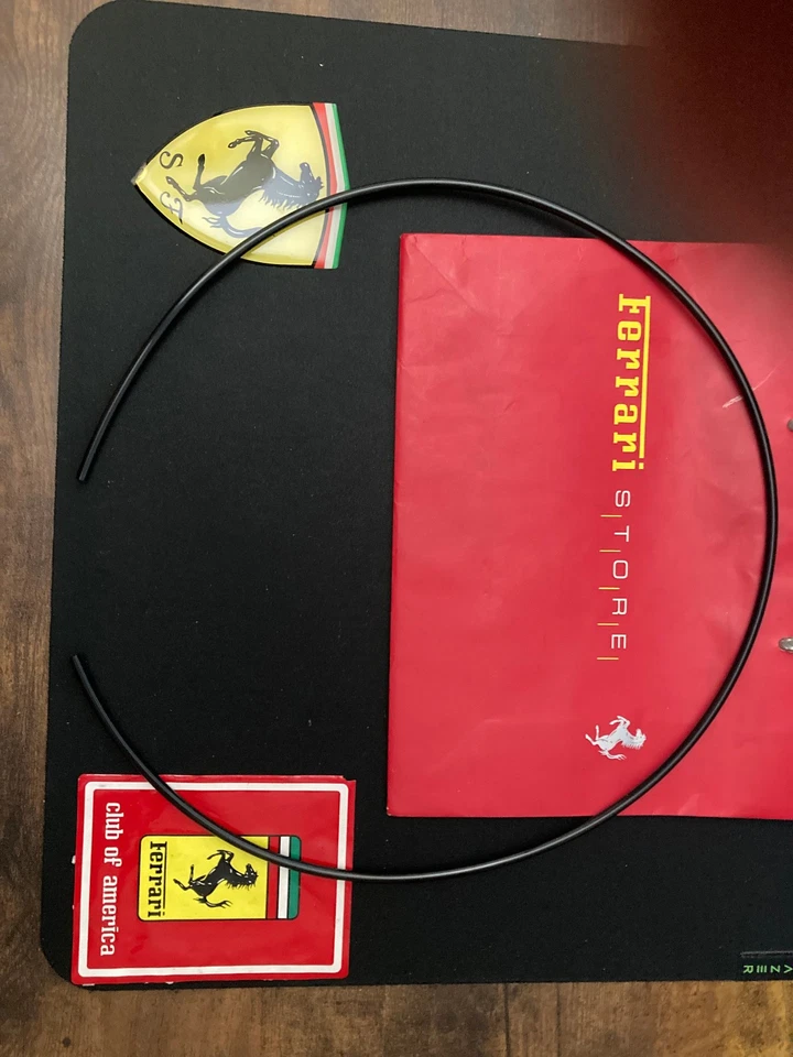 Ferrari 308-Gts- 328-Gts-Mondiale V8-Gt-4 Ferrari - Combustible/Tubo 3 MM Pieza OEM. Foto 3 de 3