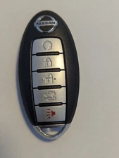 Nissan Vehicle Key FOB Untested 