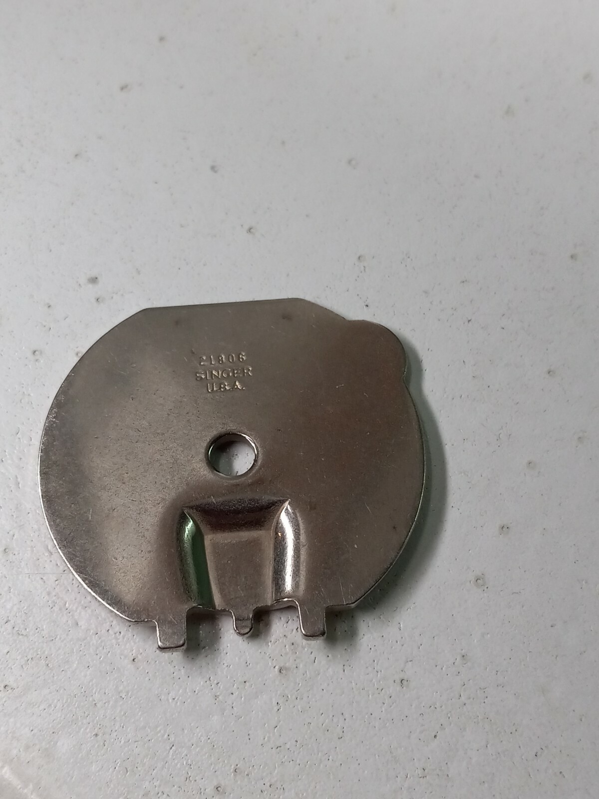 Singer Chain Stitch Bobbin Cover Sewing Machine Part 21906