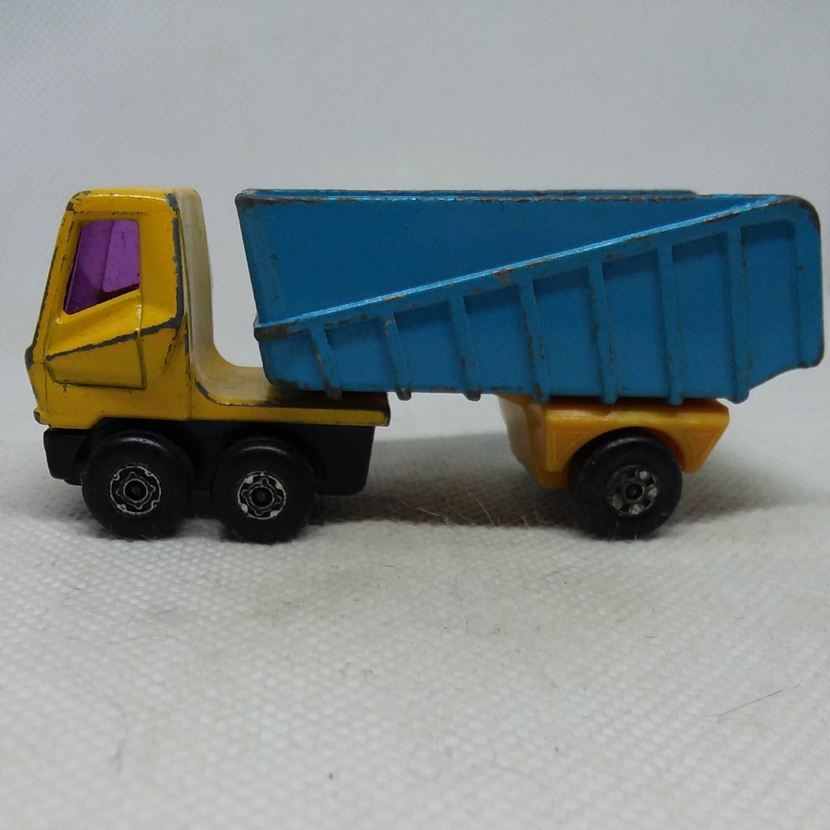 Lesney Matchbox Superfast Articulated Truck No.50 1973 Yellow Made