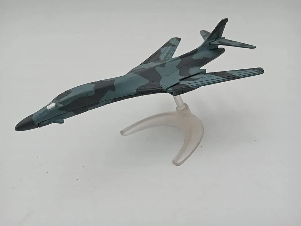 Corgi Fighting Machines B-1B 84-CS90202 Operation Iraqi Freedom #udb5 - Image 3 of 4