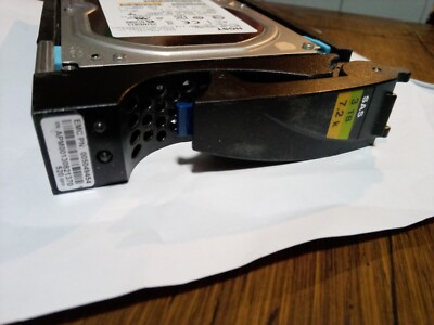 HUS72403CLAR3000 - EMC 3TB 7200 RPM SAS 3.5'' HDD for VNX5100, 5200, 5300...