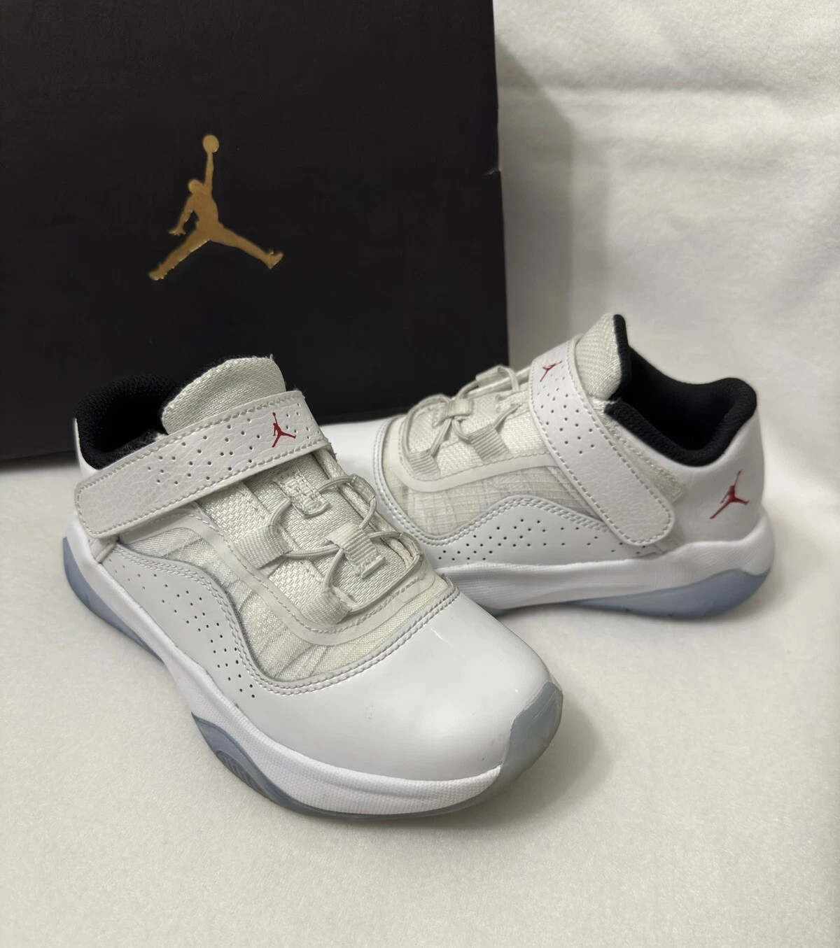 Scarpe da ginnastica per bambini Air Jordan 11 CMFT bianche basse varsity rosse nere taglia 11C