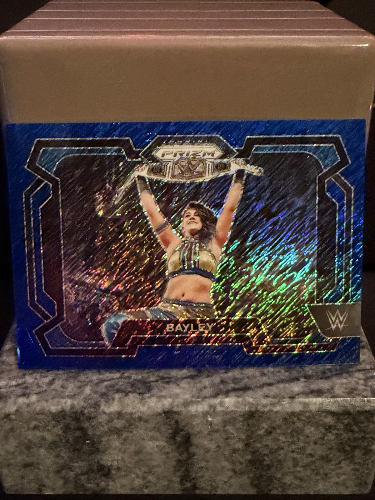 2024 Panini Prizm WWE BAYLEY /11 Blue Shimmer FOTL #94