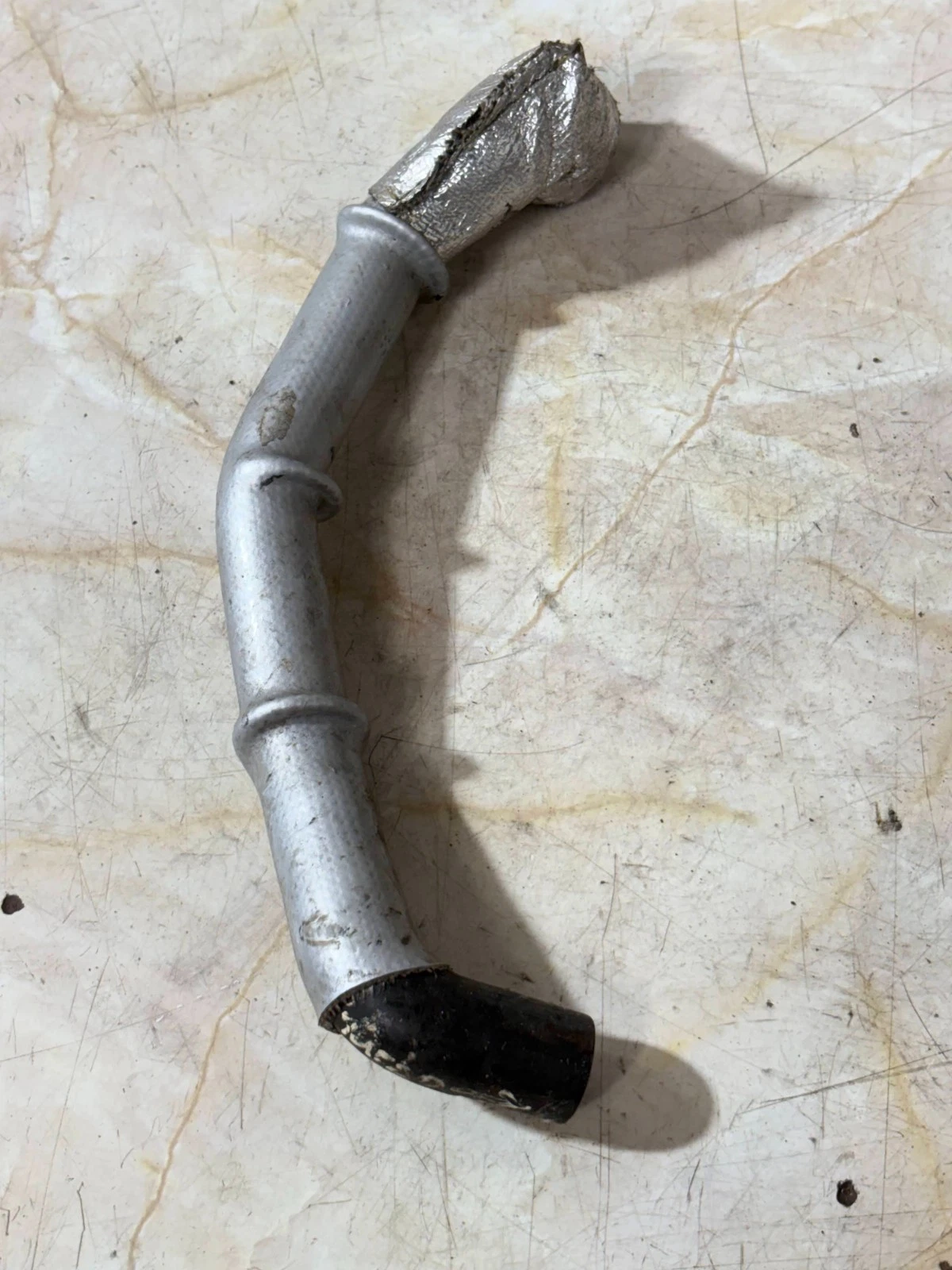 Actual Nissan Qashqai J11 coolant reservoir pipe hose detail