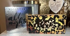 Urban Decay All Night Setting Powder & Foxy Mini palette di ombretti prezzo consigliato £ 55