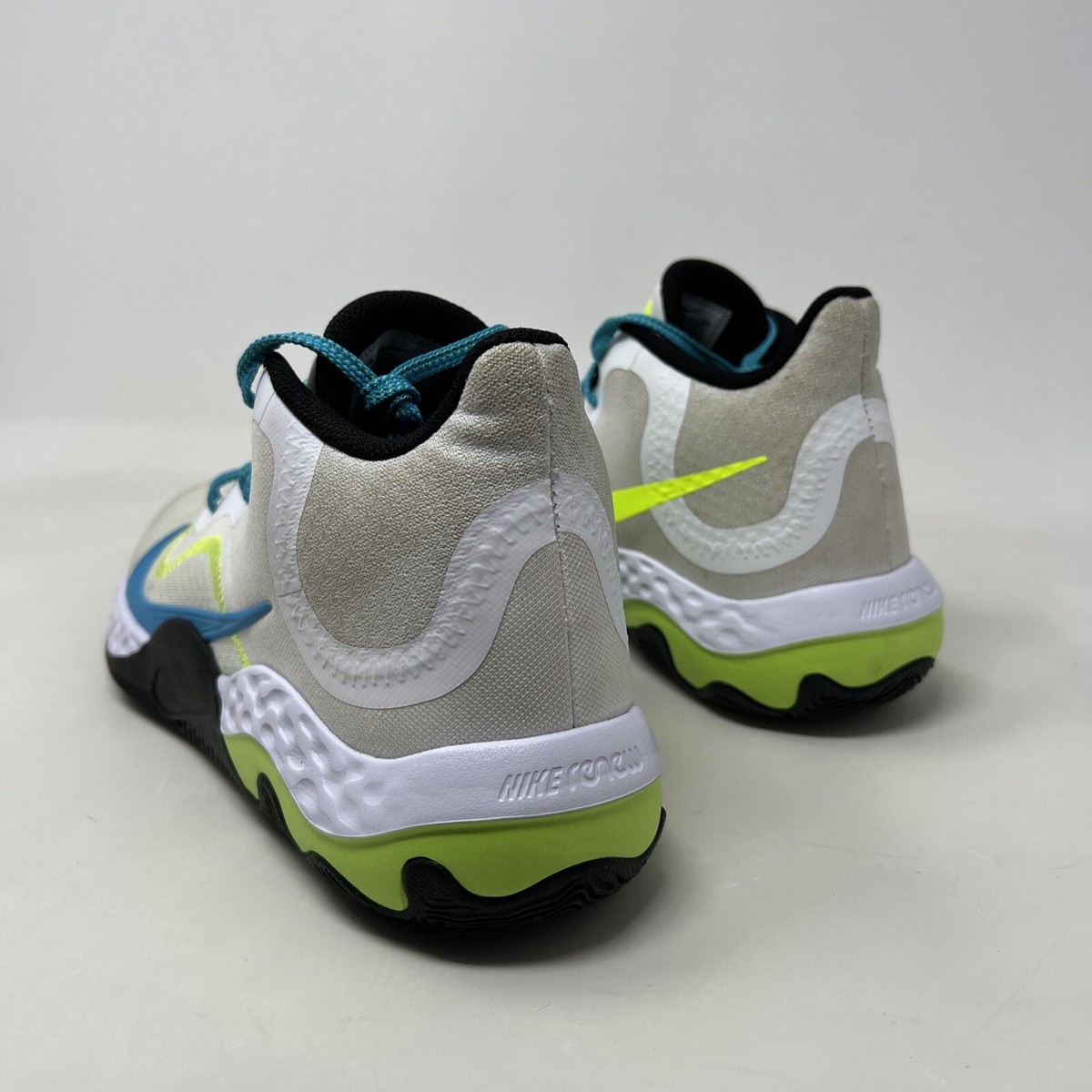 Nike Renew Elevate Sneakers\