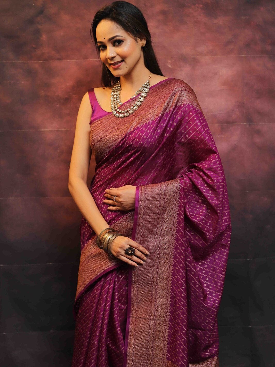 Sari In Seta Morbida Banarasi Myclothingart Per Matrimonio E Feste Indiane Con Blusa In Broccato (KT-AL, Non Cucita)
