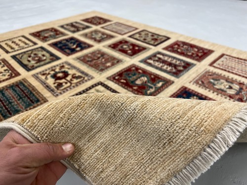 Handmade (4'10" x 6'6") Bakhtiari Oriental Afghan Tribal Wool Area Rug - Picture 9 of 10