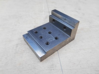 MACHINISTS SMALL STEPPED RIGHT ANGLE BLOCK , 2'' x 1'' x 1-1/2''W